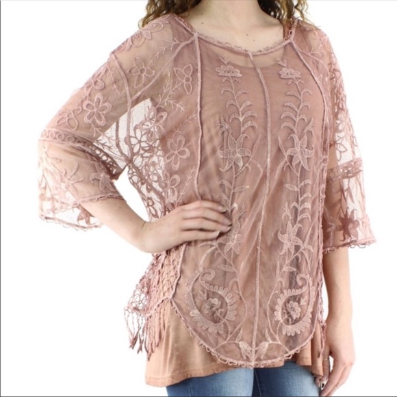 Very Moda Tops - 🎈Very Moda Lace Paisley Fringe Tunic Rose Pink